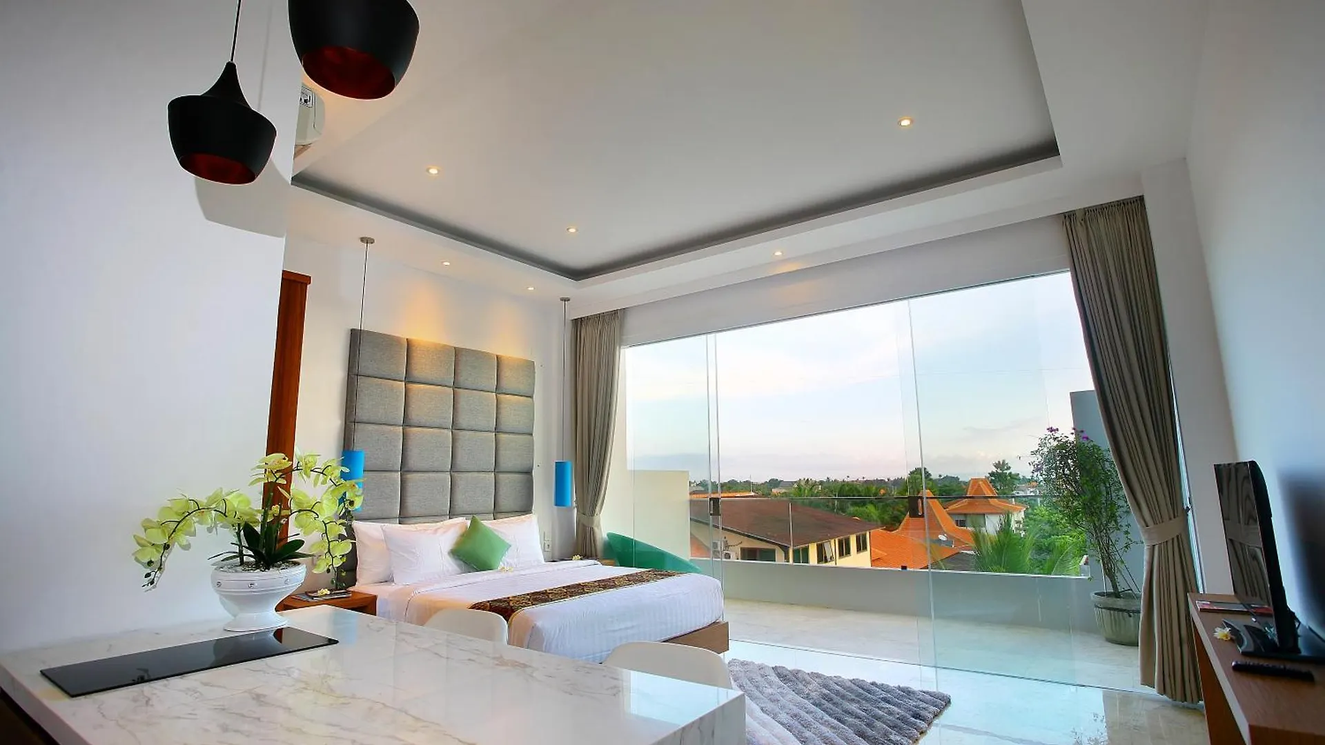 Canggu Rooftop Villas